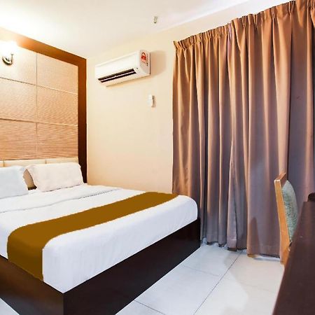 Sejati Hotel Sitiawan Kültér fotó