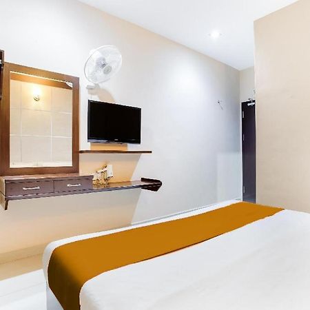 Sejati Hotel Sitiawan Kültér fotó