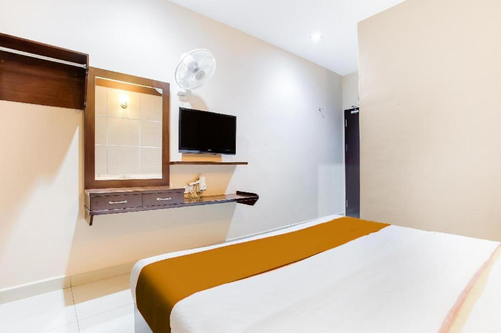 Sejati Hotel Sitiawan Kültér fotó