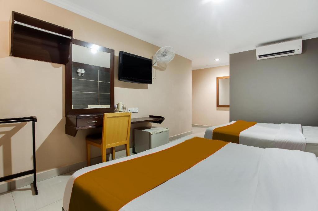 Sejati Hotel Sitiawan Kültér fotó